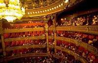 Зрительный зал Парижской Оперы
