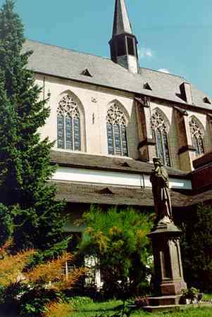 Церковь Remigiuskirche, где играл на органе юный Бетховен