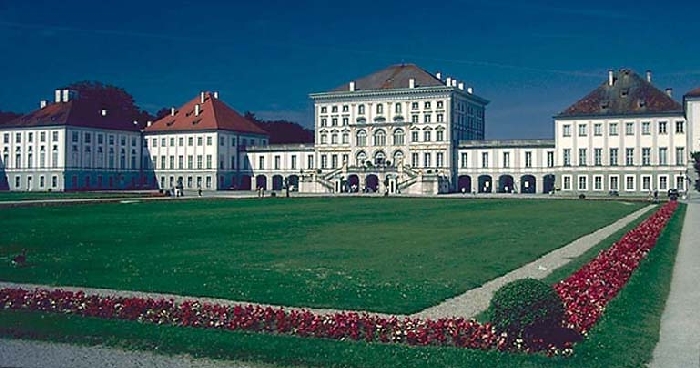 Замок Нимфенбург