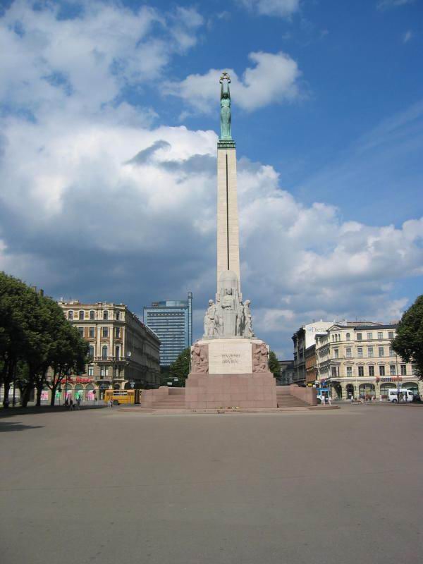 Рига - Статуя Свободы