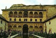 Главный вход Альгамбры